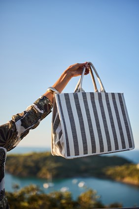 BREEZE TOTE BAG